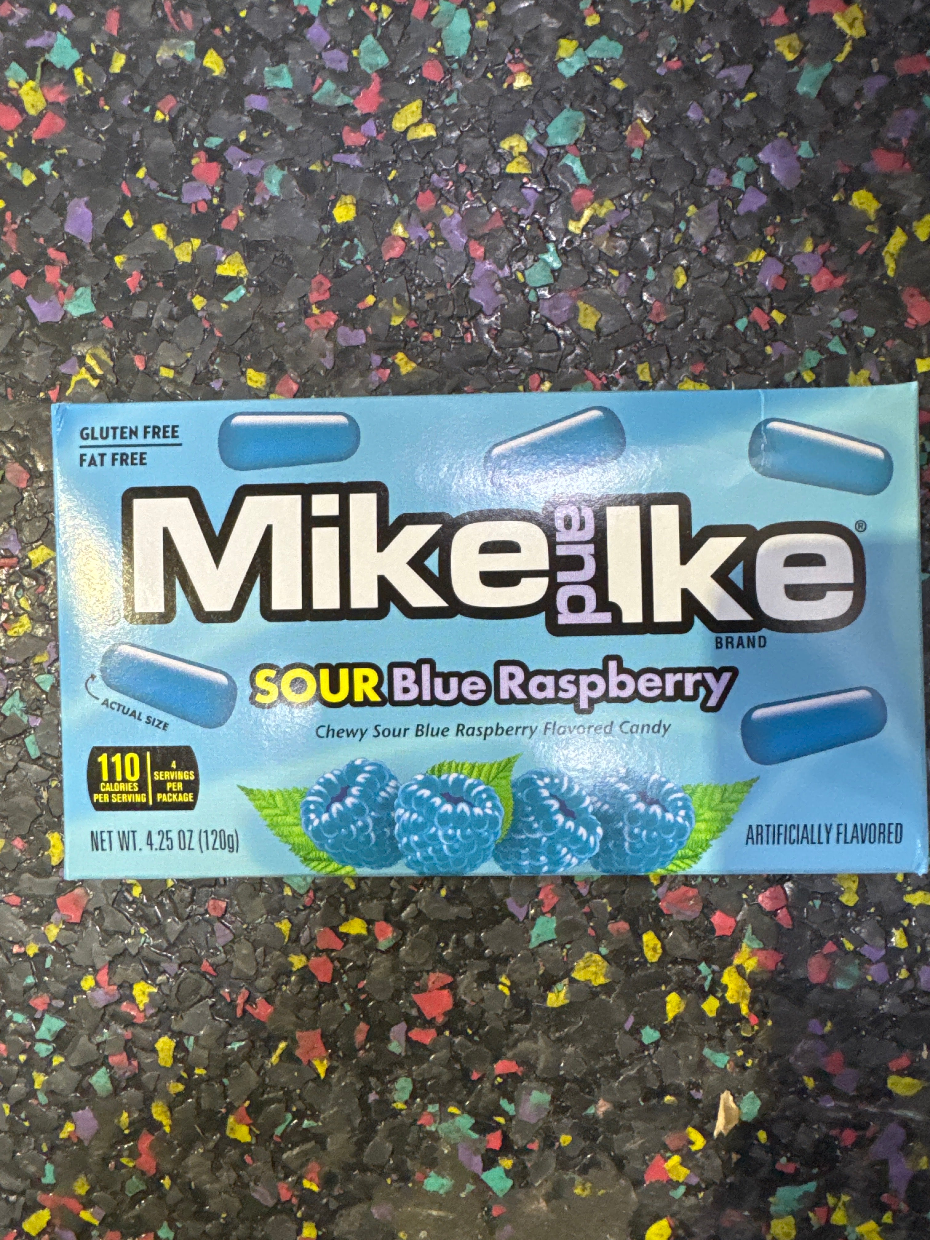 Mike And Ike - sour blue raspberry Box 120g – Tom's Confectionery Warehouse