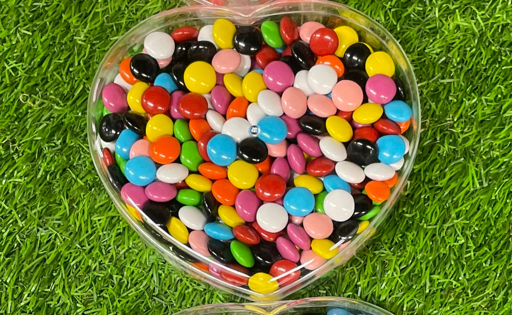 Heart Plastic- mixed choc buttons 300g