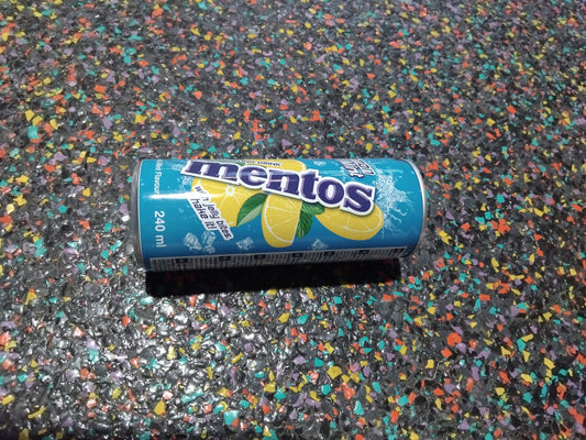 Mentoes lemon and mint soda 240ml