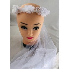 Veil with Flowers - white
