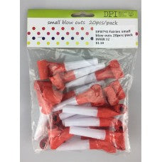 Red 20 pce party blow outs