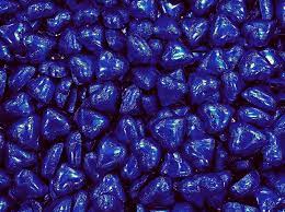 Toms Choc Hearts 1kg dark blue foiled in cello bag