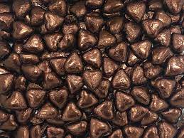Toms Choc Hearts 1kg brown foiled in cello bag