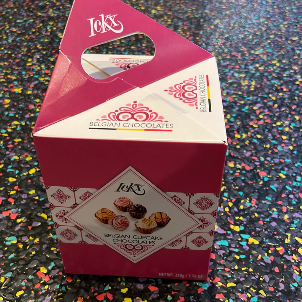 12 Cupcakes Fashionista Gift Box 220g